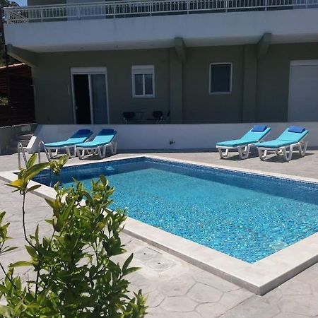 Greek Style Ground Floor Apartment & Pool Іялісос Екстер'єр фото
