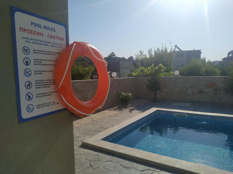 Greek Style Ground Floor Apartment & Pool Іялісос Екстер'єр фото