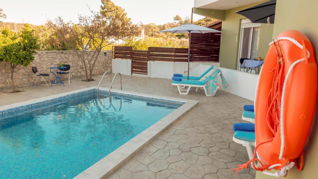 Greek Style Ground Floor Apartment & Pool Іялісос Екстер'єр фото
